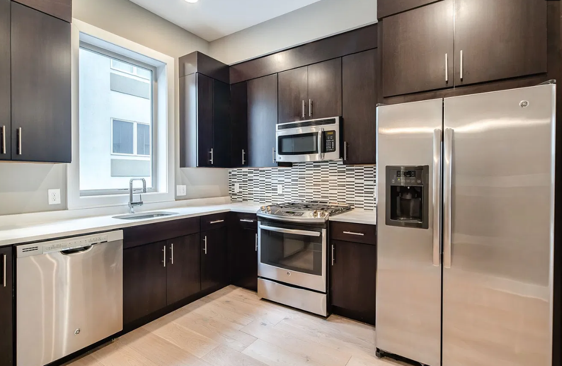 3 Bedroom Multi-Family Home – 927-31 North Front Street - Unit 6, Philadelphia, PA 19123